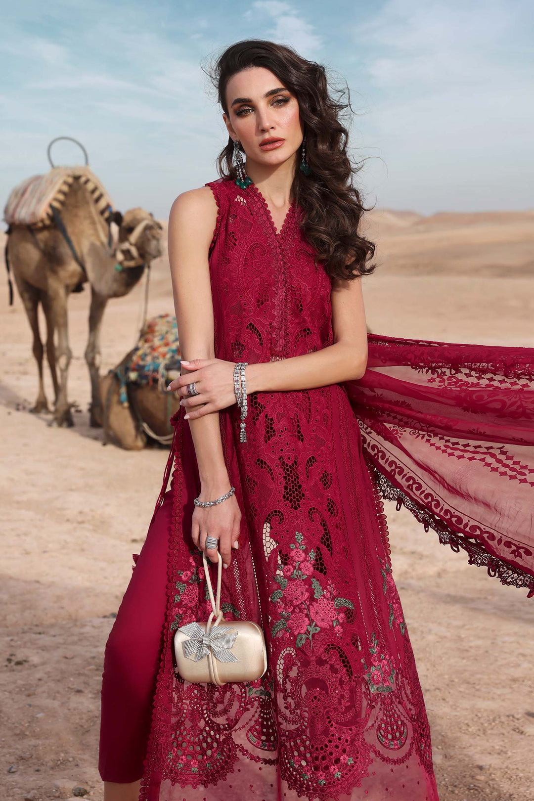 Maria B Embroidered Luxury Lawn 25’