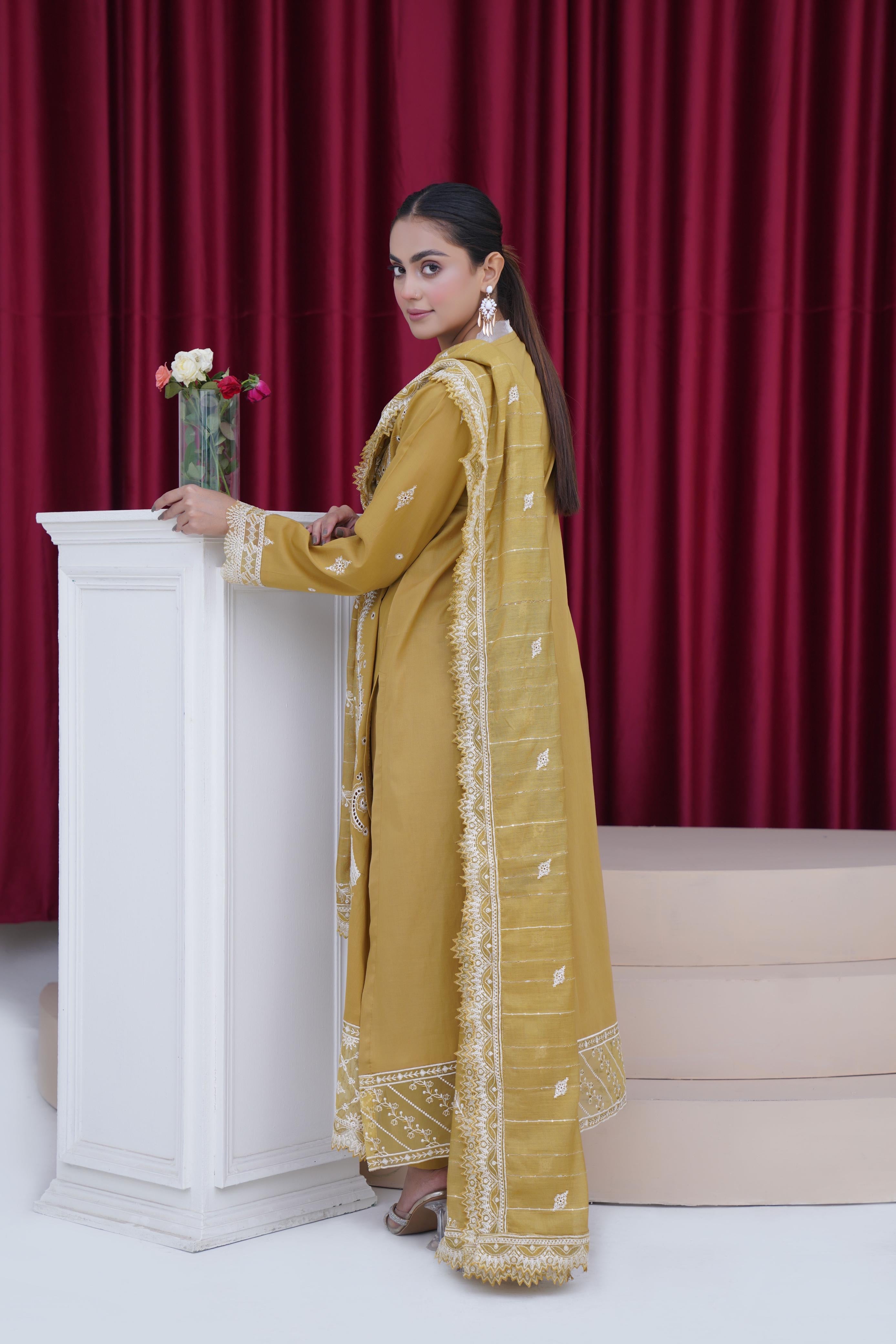 Ghani Creation Embroidered Luxury Lawn 25’