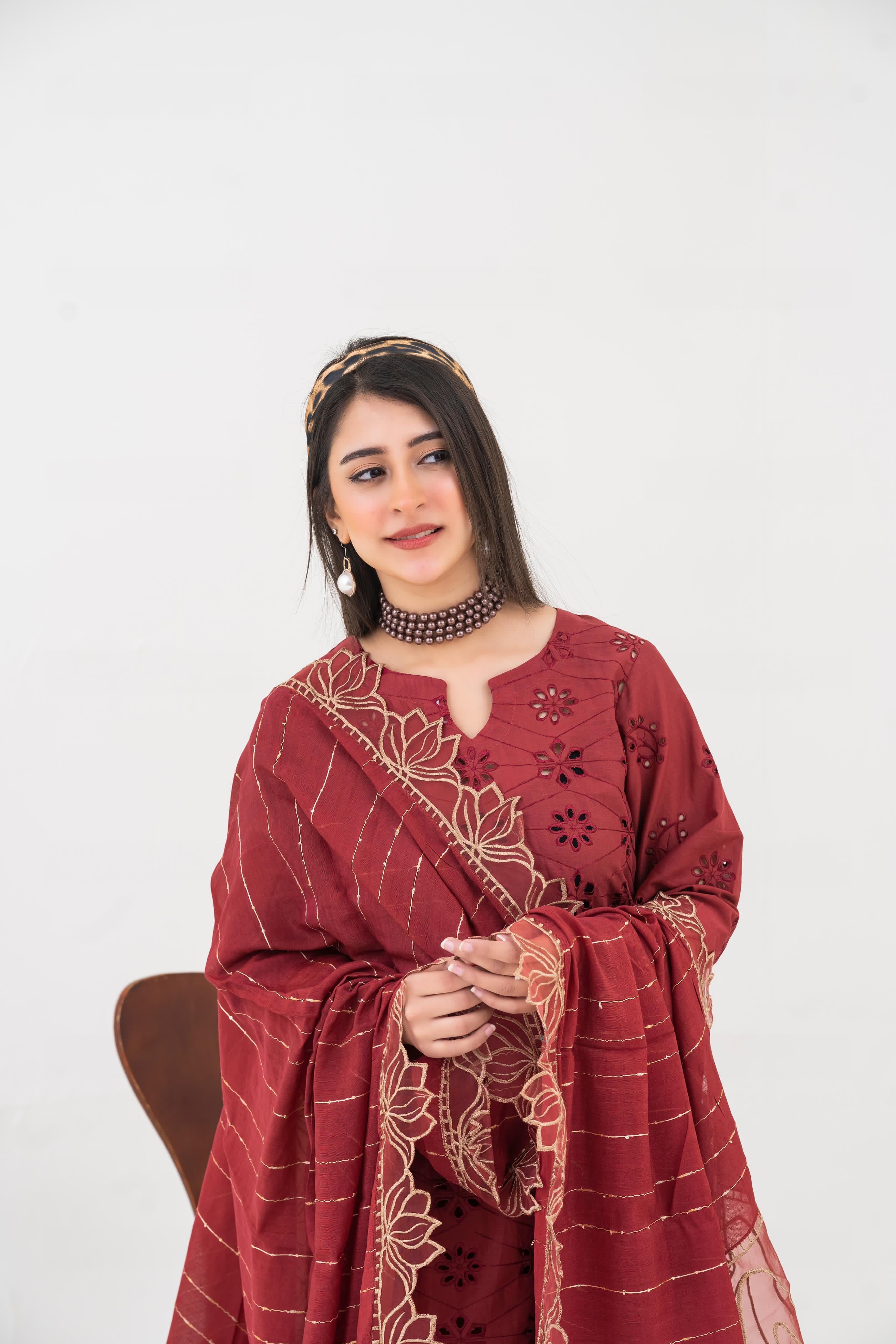 Ghani Embroidered Lawn 25’