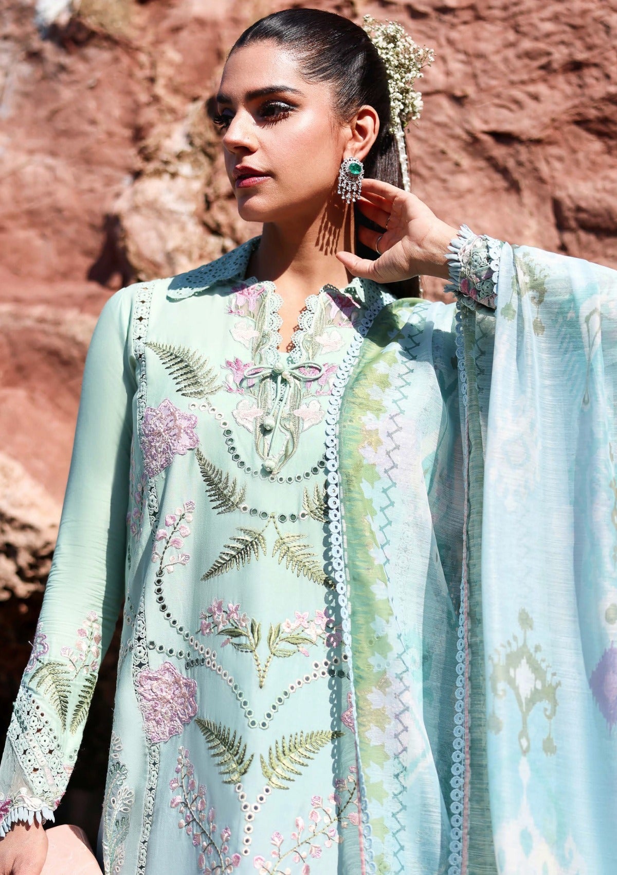 Saira Shakira Embroidered Luxury Lawn